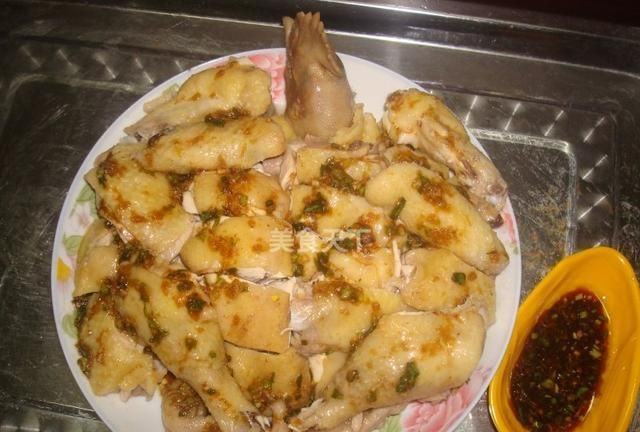 香茹蒸鸡怎么做好吃(蒸鸡几分钟最好吃)图6