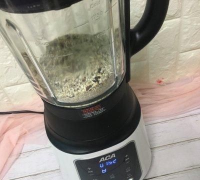 黯然销魂的薏米红豆粉#硬核菜谱制作人#，好吃