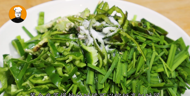 苏北特色菜“韭菜炒鳝丝”，鲜香嫩滑，做法简单，好吃得停不下来