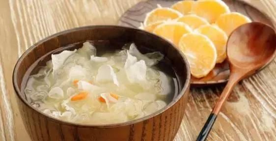 冰糖能止秋冬燥咳？没错！这些滋补糖水，款款都有止咳良效
