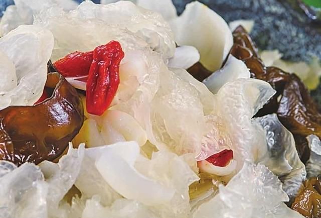 吃什么食物对美容养颜有好处(吃什么食物能美容养颜对皮肤好)图16