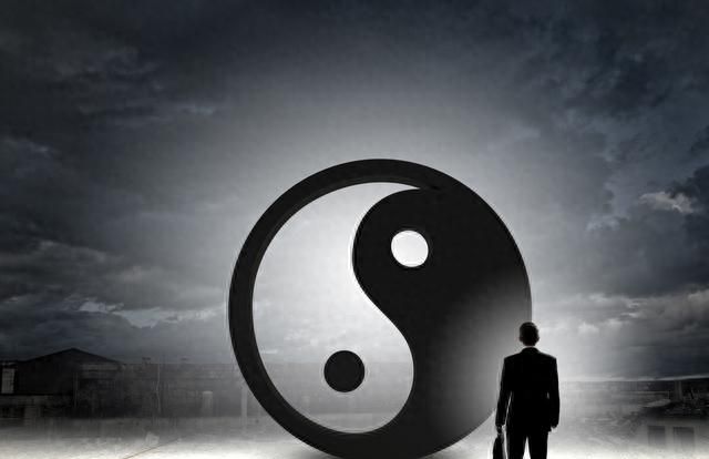 炙甘草汤，又叫复脉汤，调节心律，恢复规律脉搏，气血阴阳共调