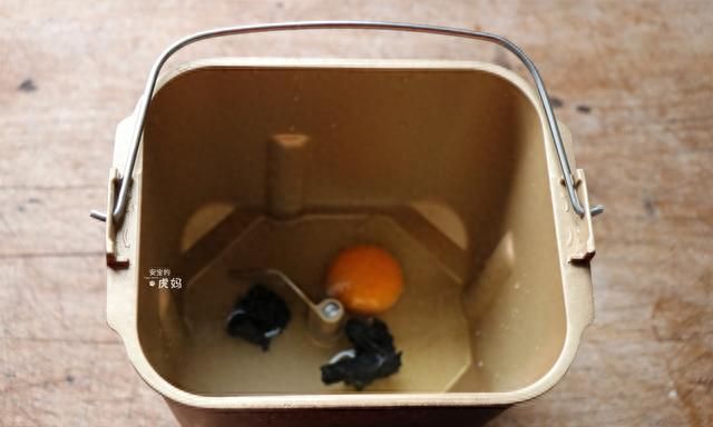 滋补益气黑芝麻酱，换个吃法让你停不下来，我家娃早餐少不了它