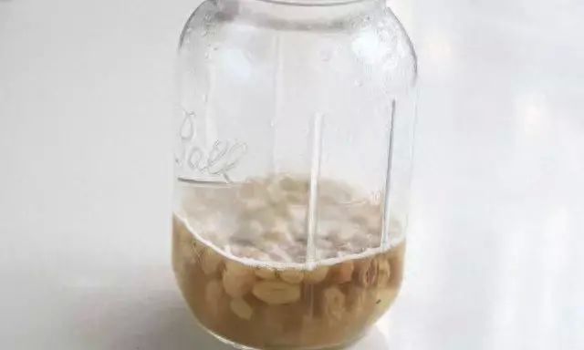 疫情让酵母粉火了，你可以自制酵母，健康美味还香甜！