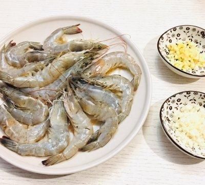 忙里偷个懒，轻松来一碗#我为奥运出食力#油爆虾