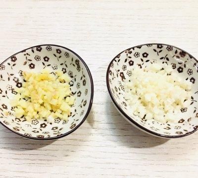 忙里偷个懒，轻松来一碗#我为奥运出食力#油爆虾