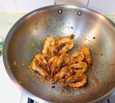 忙里偷个懒，轻松来一碗#我为奥运出食力#油爆虾