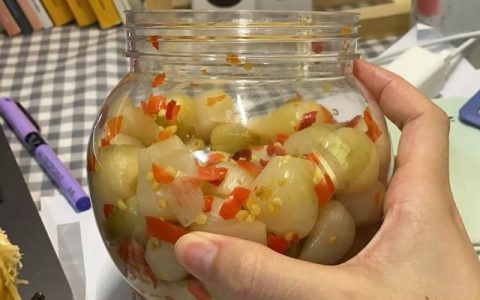 藠头吃多了有哪些危害(吃多藠头有什么副作用)