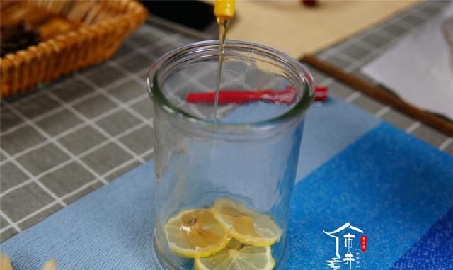 蜂蜜柠檬茶的标准做法，收藏起来，辛苦5分钟，冰爽一夏天