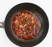 红酒炖牛肉怎么做最好吃窍门,炖牛肉放红酒好吃么图6