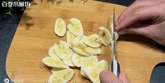 香蕉上锅蒸一蒸，没想到这么厉害，大肚子平坦了，小粗腿变筷子腿