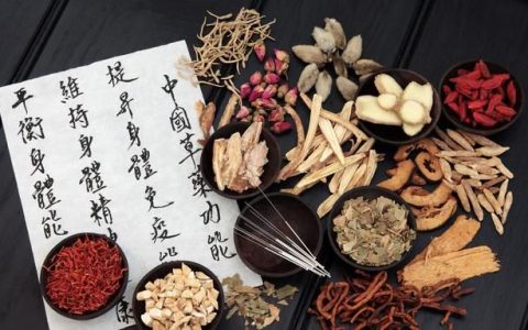 牡丹皮的药用价值与功效(牡丹皮的药用价值与禁忌)