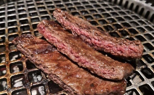 牛肉怎么烤好吃(牛肉怎么烤好吃又嫩)图6