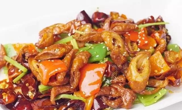 猪肠怎么炒(白菜炒猪肠)图1