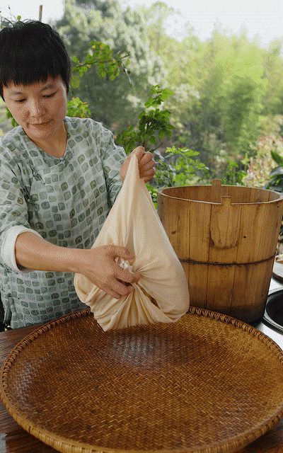 原来甜酒还能这样做？紫苏加糯米一起酿酒，这口感真让人上头
