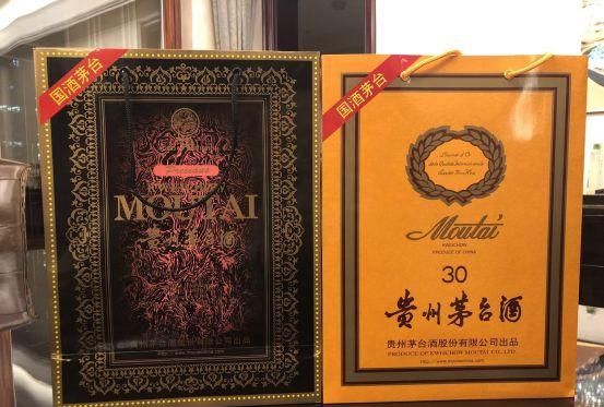 颠覆！30年陈酿等于一吨新酒加一勺老酒，年份老酒只是口感不同