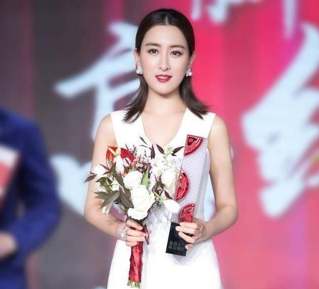 马苏是怎么火起来的(马苏最火的一张照片)图20