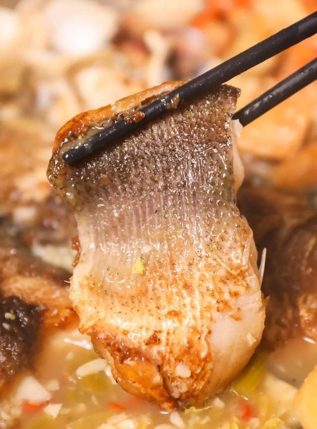 红烧乳鸽，海鲩刺身，这间广府茶楼又要火了