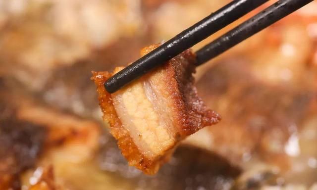 红烧乳鸽，海鲩刺身，这间广府茶楼又要火了