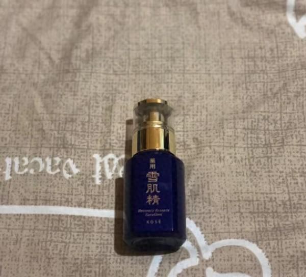 美白效果好的护肤品有哪些？宝丽补水效果棒，小灯泡美白又淡斑