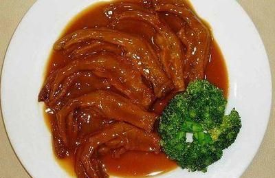 你绝对不敢吃的清朝四大菜品：食驼峰，吸猴脑，烹鹅掌，猪背肉