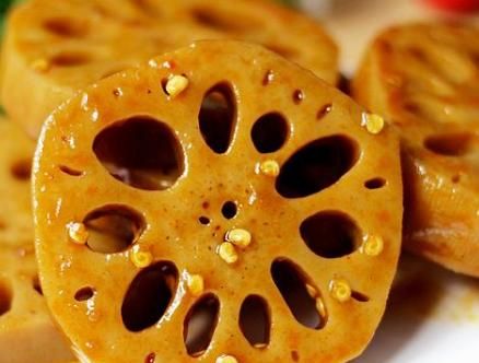 凉拌藕片怎么做,藕片胡萝卜凉拌图5