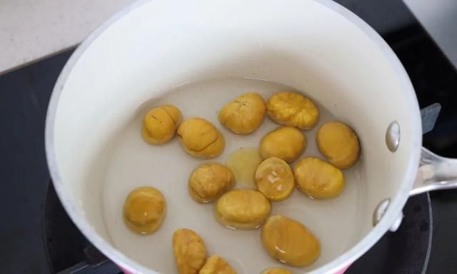 像蒸米饭一样简单！糯叽叽的百搭内馅，随便一抹就是幸福甜点！