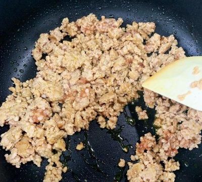 夏日绿茄青椒肉糜打卤面……秒光版