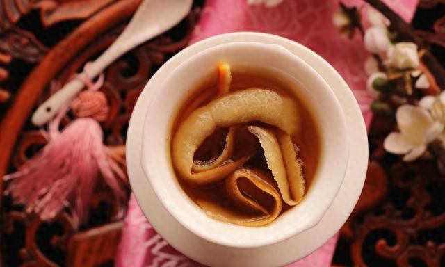 “阳”了以后，别忘了把梨切一切，煮一锅连吃带喝，助力快速恢复