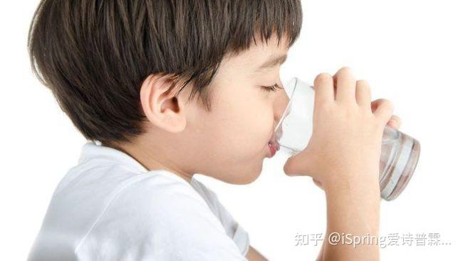 喝什么水最健康？ 宝宝喝什么水最健康？图8