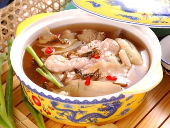 药食同源才养生，教你8道药膳，简单又健康