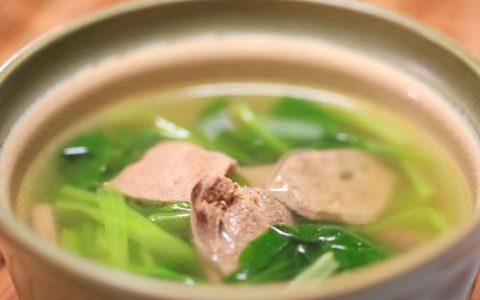 设计一顿营养合理的午餐？