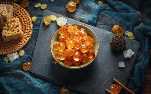 桃胶是哪里的特产？ 以色列的特产出自哪里？