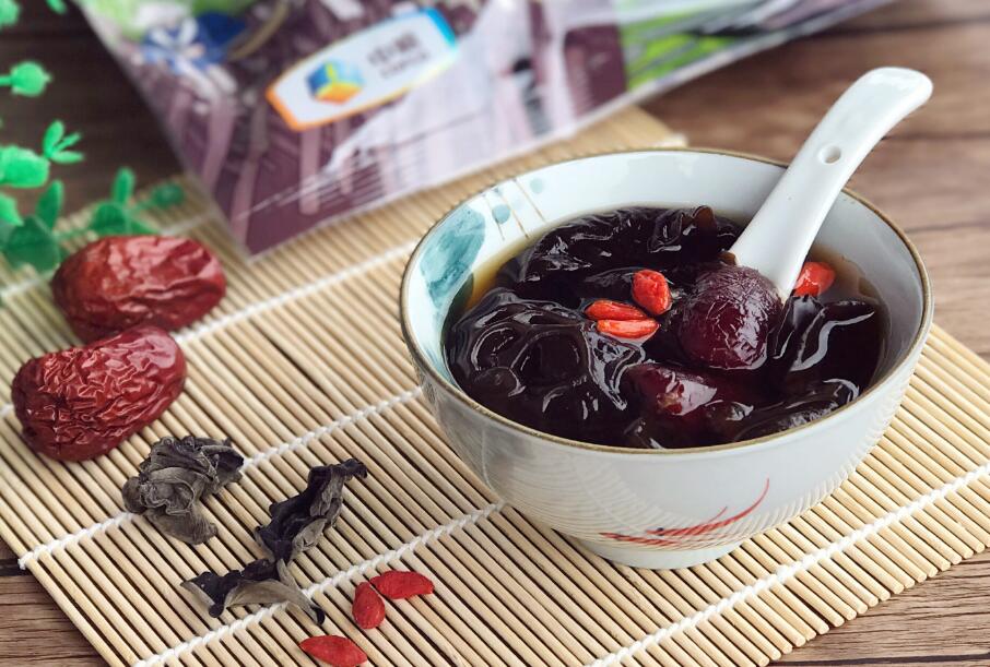 药食同源才养生，教你4道药膳，简单又健康